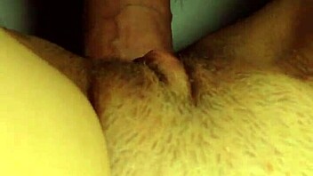 La rusa disfrutando usa casual moments.