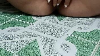 the sister who is horny takes a bath with teen details