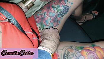 Casado carente got wild with a milf in a public outdoor adventure