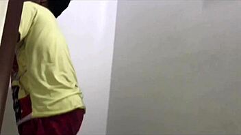 Call the computer technician and get a blowjob in return from my husband