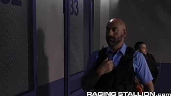 bearded convict gets banged by bbc 😏