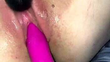 trying out theragun on my pink pussy