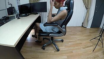 Dayanara Gives Amazing Footjob Left Side Action 👣😘