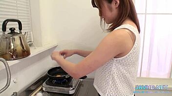 Asian milf compilation with Japanese amateurs