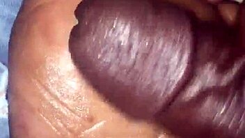 my girlfriend giving me a footjob feels so good