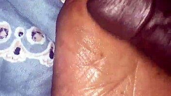 my girlfriend giving me a footjob feels so good