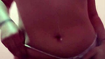 Teen Winks Pink Pussy To Orgasm