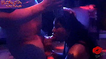 Increible fiesta de milf latina