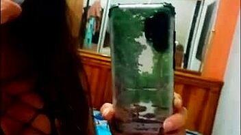 Amateur Asian girl seeks Christmas Day sex and cumshot