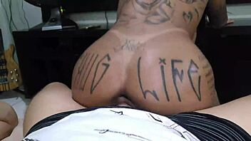 Trisal em um sexo muito gostoso duas novinhas