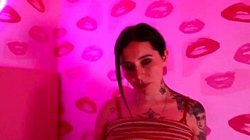 deep kiss and suck for valentine's day