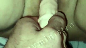 Wild Caucasian woman experiences intense double penetration
