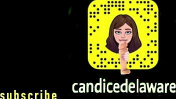 i show my boobs to my neighbour who wants to fuck me 😏