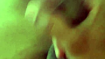 i'm masturbatin' my cock to cumshot