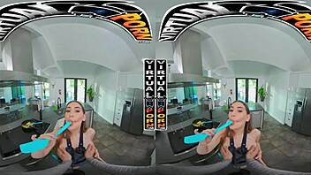 Virtual Porn - A Bit More Than Breakfast With Girlfriend Sera Ryder