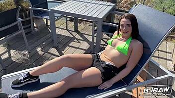 does sophia burns have a talented throat for blowjobs?