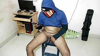 Watching My Cock Close Up In Detailed View