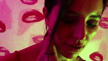 deep kiss and suck for valentine's day