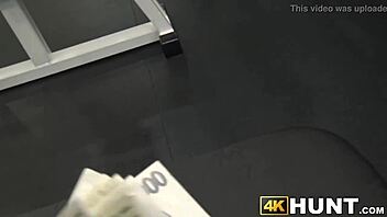 Ginger teen 18+ rides hard in gym. Cuckold jock just watches.