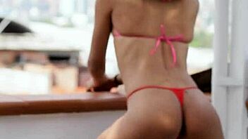 outdoors playing with my big cock like a bitch in medellin colombia 😈