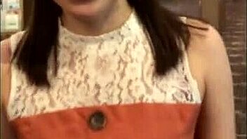 I’m overwhelmed watching this shaved Asian babe toy herself!