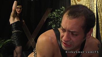 tranny, you gonna fuck that male deep throat?