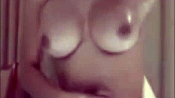 Travesti se pajea polla grande para corrida enorme