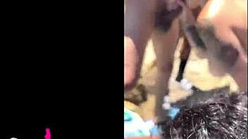 Can Santana Red and Queen Rogue handle group action?