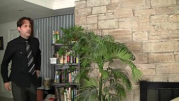 Lilith Lavey And Sienna Splash Share Load