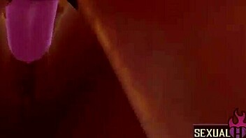 Painter seduces muse into lesbian sex with hot animations