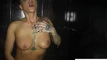 Brunette babe jezebelle gets steamy in the shower