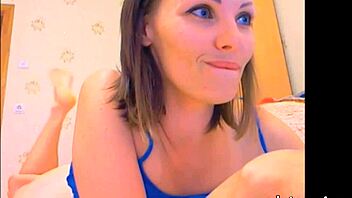 Teen sucks dildo on webcam