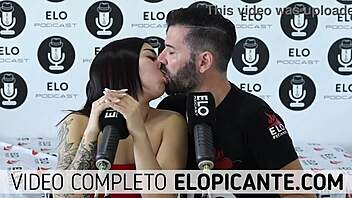 ¡Elo Podcast azota fuerte a Beluchi en la sesión picante del dormitorio!