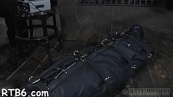 BDSM enthusiasts unite on free websites