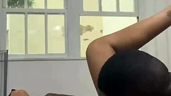 I called my ex-boyfriend, that black guy with 20cm, to fuck me good