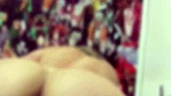 she rides hard and takes that creampie deep