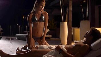 i'm jessie rogers giving a poolside blowjob and swallowing