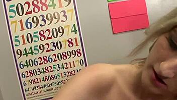 stepsister jerking and sucking in class 😈