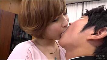 Koizumi Aya gets wild in steamy office encounter