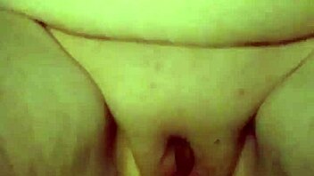 Sugar B Sweet Juicy Wife Squirting Orgasm 😍