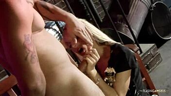 The sexy blonde cop grabs the thief's cock at work