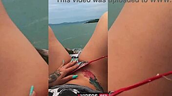 Garota Gostosa Do Instagram Tocando Um Dildo Fucking Em Publico - Sexdoll 520