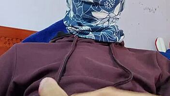 I'm so hot and want to fuck three guys