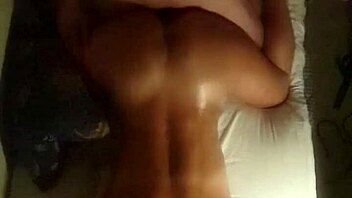 Perfect girlfriend deepthroats and squirts homemade.