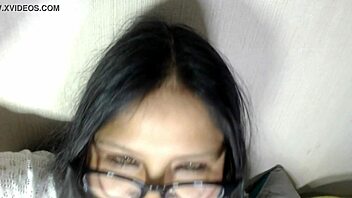 bbw gives private webcam show with toys