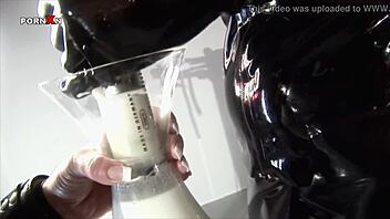 blonde minx gets anally fucked with milf