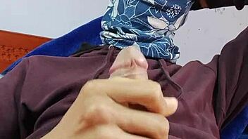 I'm so hot and want to fuck three guys