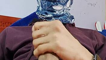 I'm so hot and want to fuck three guys