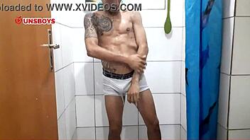 mavambo gozando gostoso teen masturbation naked solo