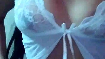 i'm a latina teen alone in my house.